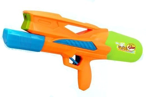 PISTOLA LANZA AGUA