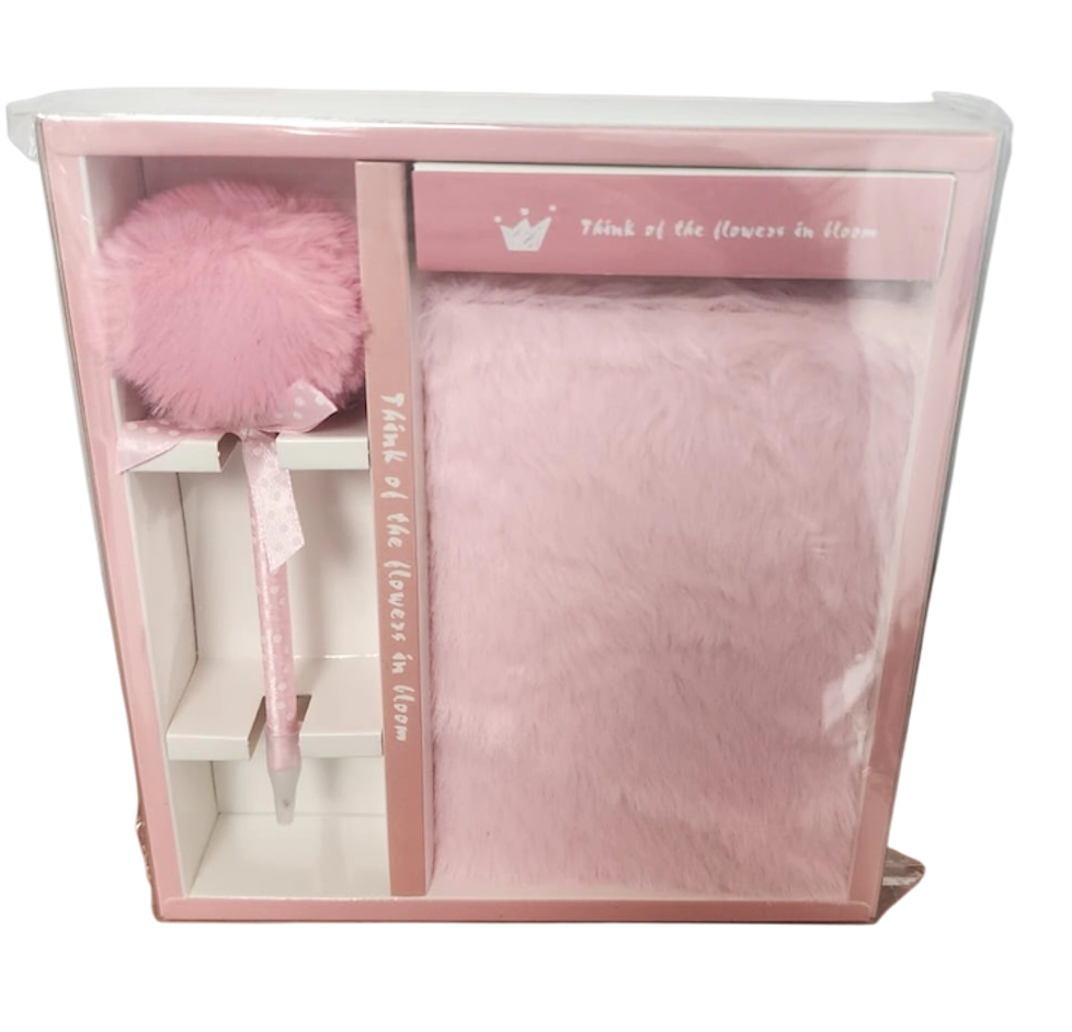 SET LIBRETA PELUDA CON LAPICERA POMPON