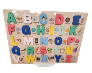 JUEGO DE LETRAS Y FORMAS DE COLORES